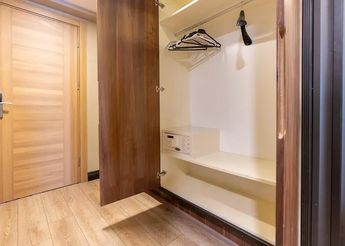 Valens Downtown Hotel 4*