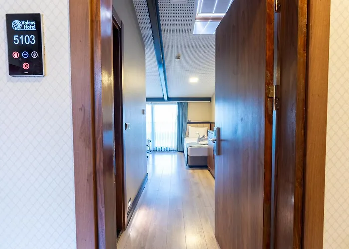 Valens Downtown Hotel
