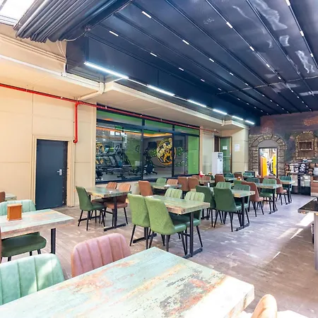 伊斯坦布尔瓦伦斯酒店 4*
