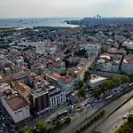 Valens Downtown 4*